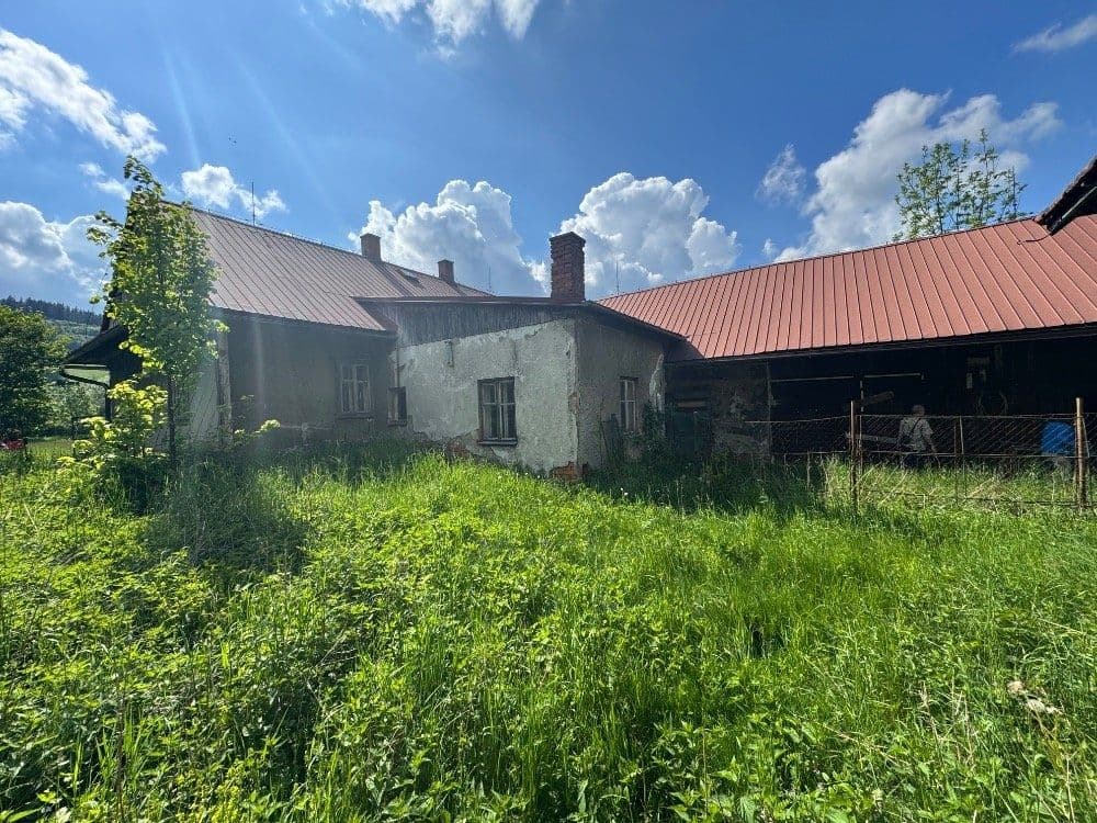 Predaj rekreačného objektu 127 m², pozemok 10.325 m², Morávka, Moravskoslezský kraj Predaj rekreačného objektu 127 m², pozemok 10.325 m², Morávka, Moravskoslezský kraj