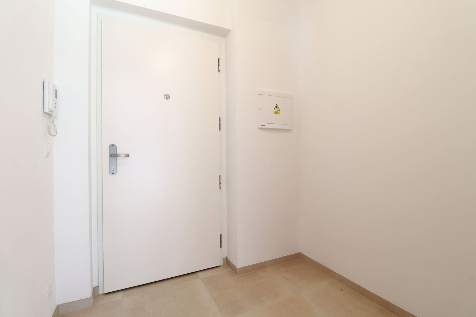 Prenájom bytu 2-izbový 54 m², Michelská, Praha, Praha Prenájom bytu 2-izbový 54 m², Michelská, Praha, Praha