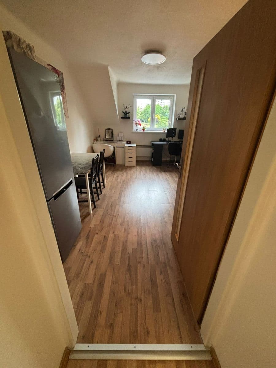 Prenájom bytu 2-izbový 46 m², V Korytech, Praha, Praha Prenájom bytu 2-izbový 46 m², V Korytech, Praha, Praha