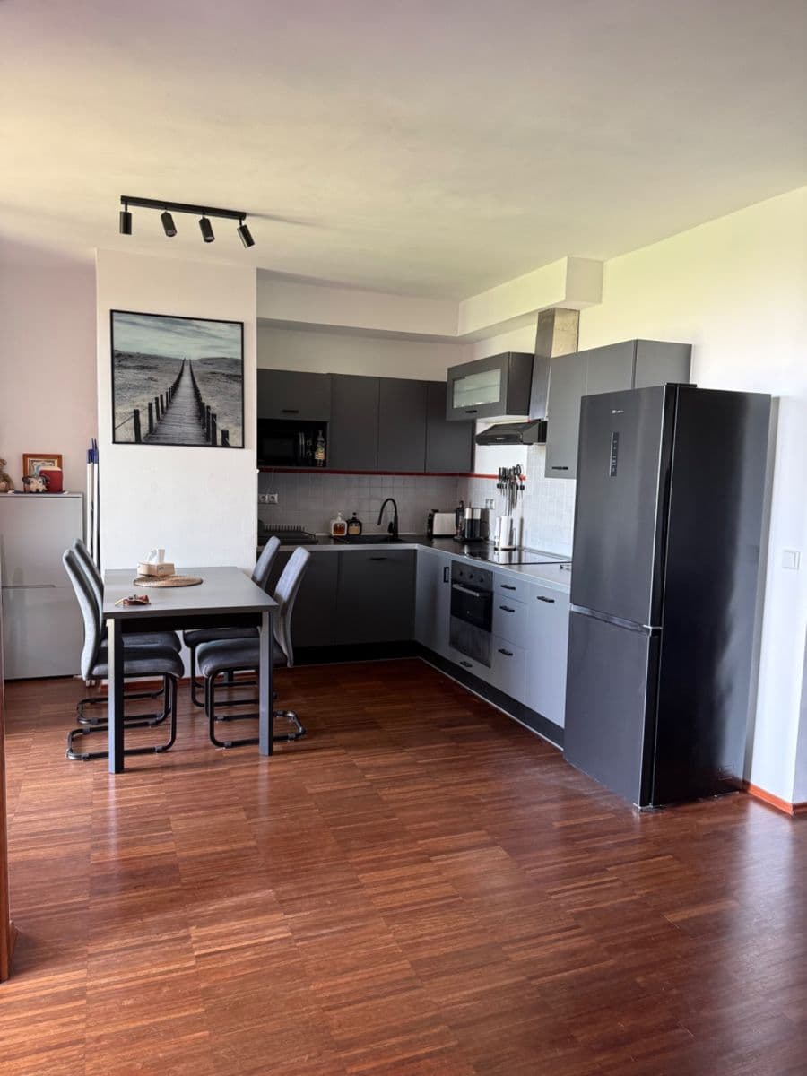 Predaj bytu 2-izbový 52 m², Jeremiášova, Praha, Praha Predaj bytu 2-izbový 52 m², Jeremiášova, Praha, Praha