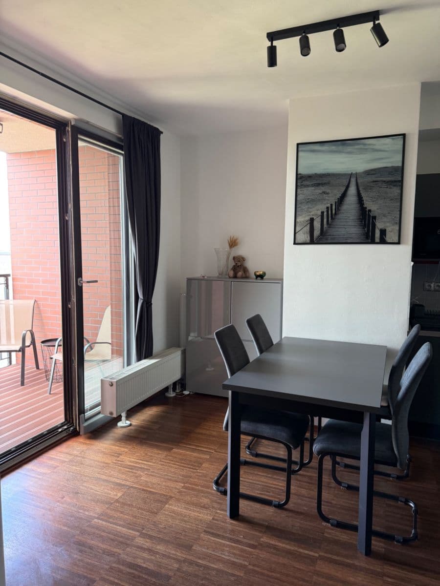 Predaj bytu 2-izbový 52 m², Jeremiášova, Praha, Praha Predaj bytu 2-izbový 52 m², Jeremiášova, Praha, Praha