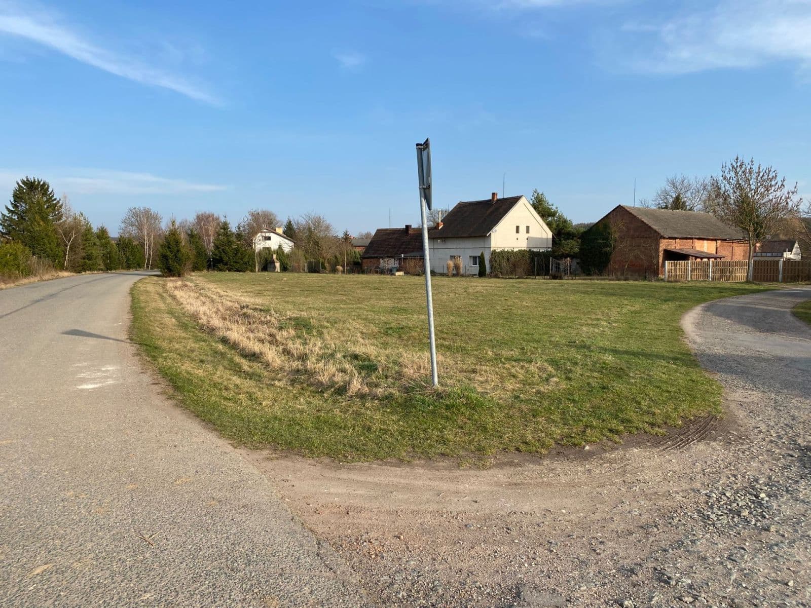 Predaj pozemku 1.700 m², Radíkovice, Královéhradecký kraj Predaj pozemku 1.700 m², Radíkovice, Královéhradecký kraj