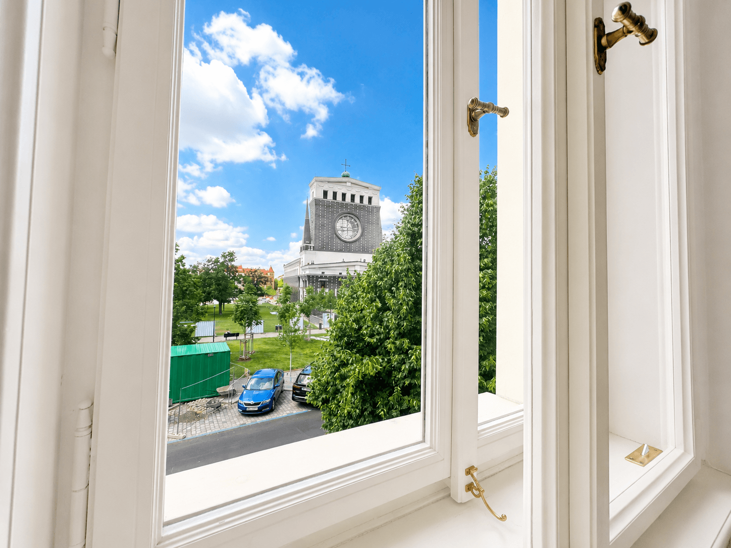 Predaj bytu 5-izbový 117 m², náměstí Jiřího z Poděbrad, Praha, Praha Predaj bytu 5-izbový 117 m², náměstí Jiřího z Poděbrad, Praha, Praha