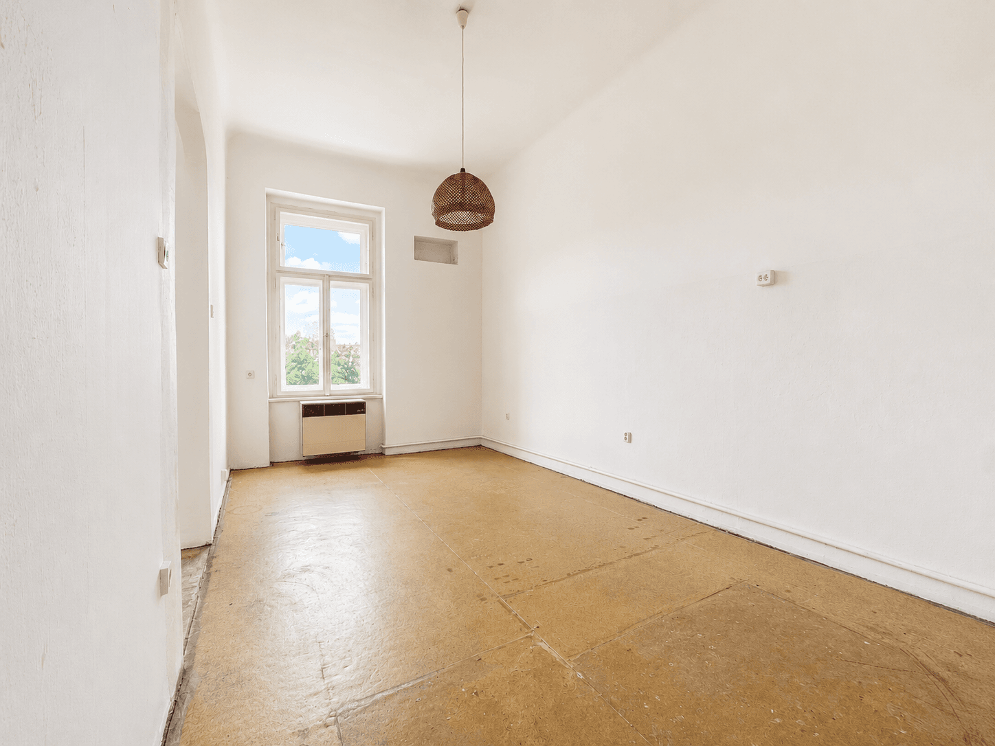 Predaj bytu 5-izbový 117 m², náměstí Jiřího z Poděbrad, Praha, Praha Predaj bytu 5-izbový 117 m², náměstí Jiřího z Poděbrad, Praha, Praha