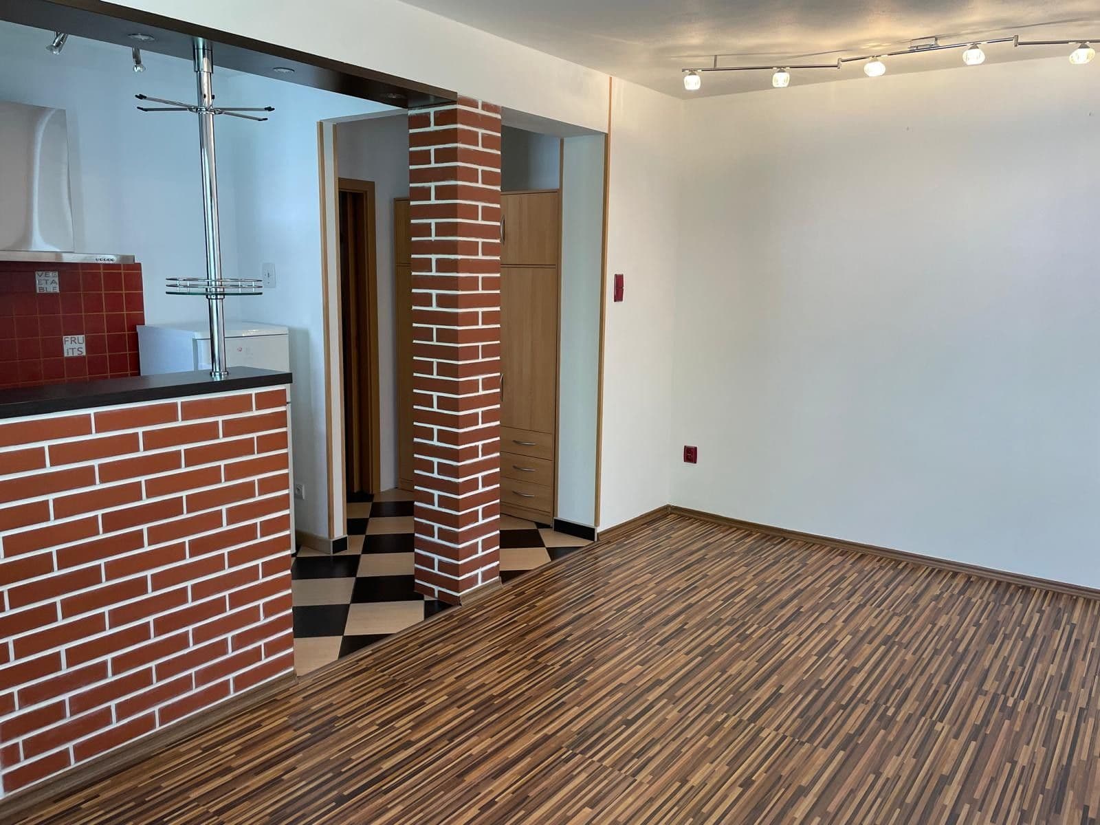 Predaj bytu 3-izbový 57 m², Orlická, Týn nad Vltavou, Jihočeský kraj Predaj bytu 3-izbový 57 m², Orlická, Týn nad Vltavou, Jihočeský kraj