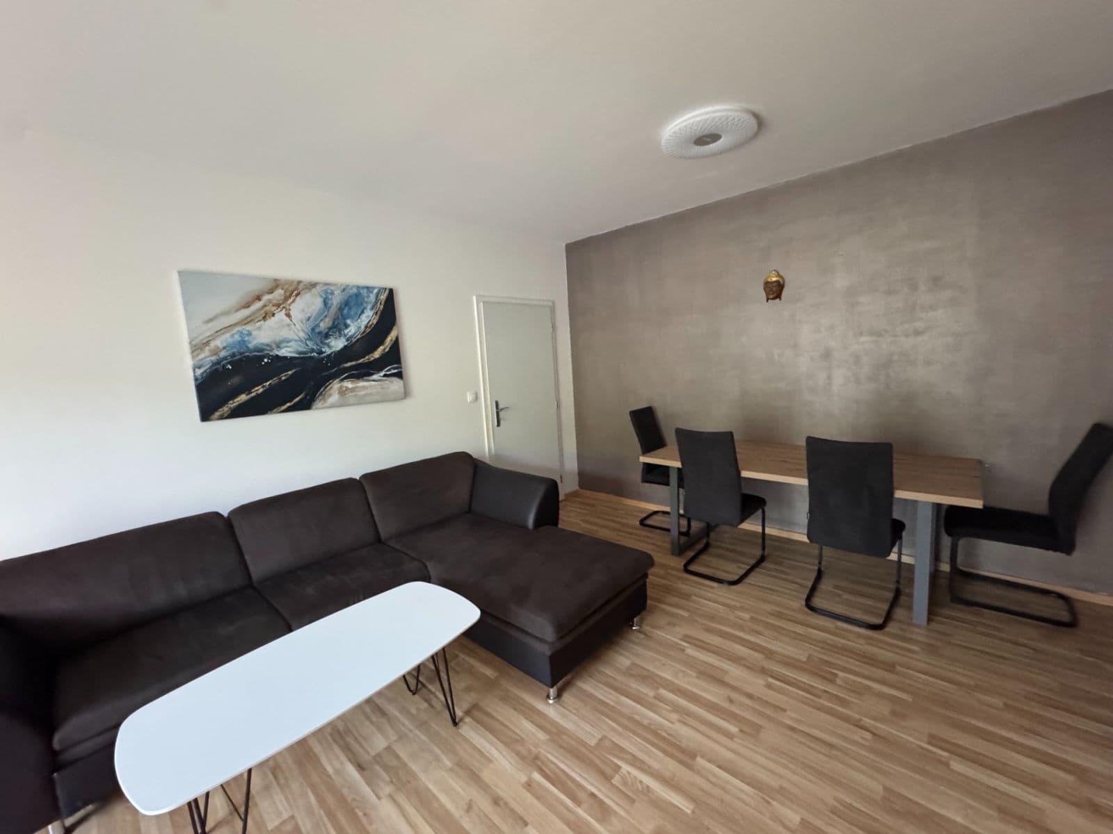 Prenájom bytu 3-izbový 72 m², U Školky, Nupaky, Středočeský kraj Prenájom bytu 3-izbový 72 m², U Školky, Nupaky, Středočeský kraj