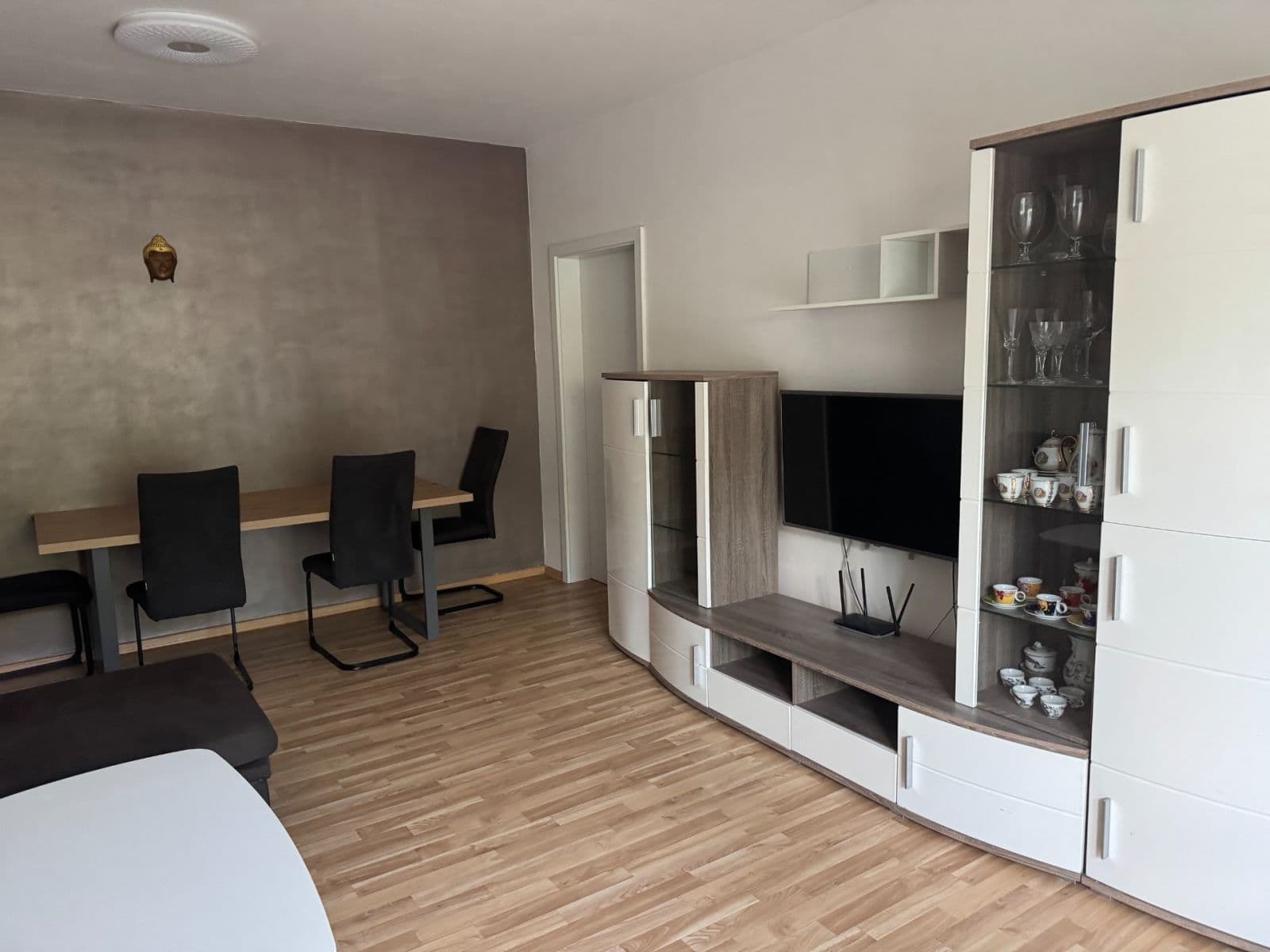 Prenájom bytu 3-izbový 72 m², U Školky, Nupaky, Středočeský kraj Prenájom bytu 3-izbový 72 m², U Školky, Nupaky, Středočeský kraj