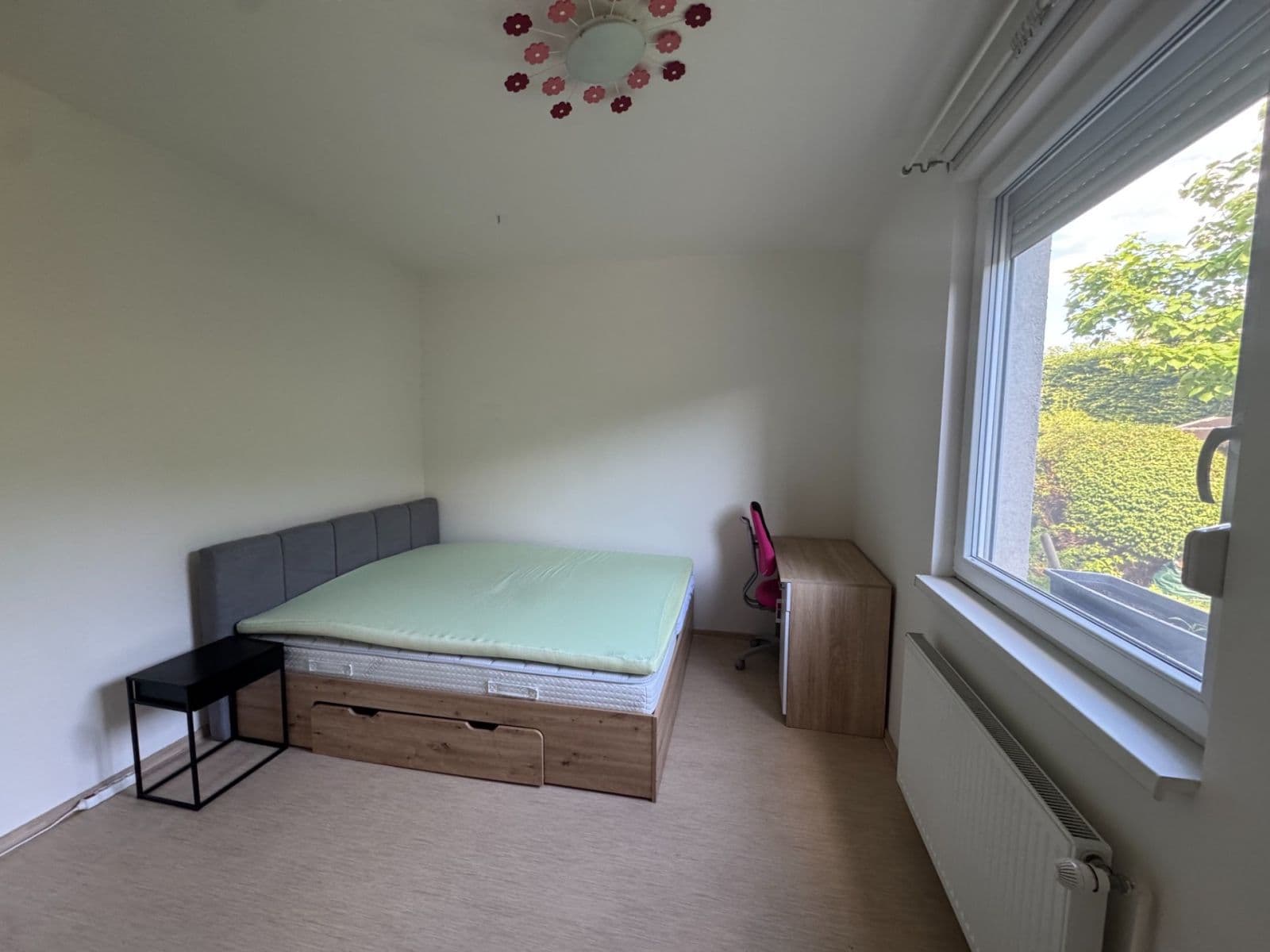 Prenájom bytu 3-izbový 72 m², U Školky, Nupaky, Středočeský kraj Prenájom bytu 3-izbový 72 m², U Školky, Nupaky, Středočeský kraj