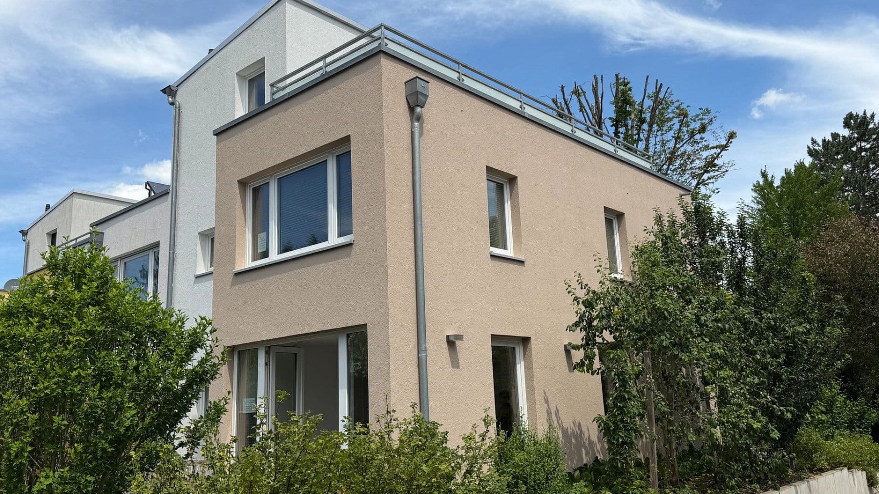 Predaj domu 143 m², pozemok 298 m², Göttingen, Dolné Sasko Predaj domu 143 m², pozemok 298 m², Göttingen, Dolné Sasko