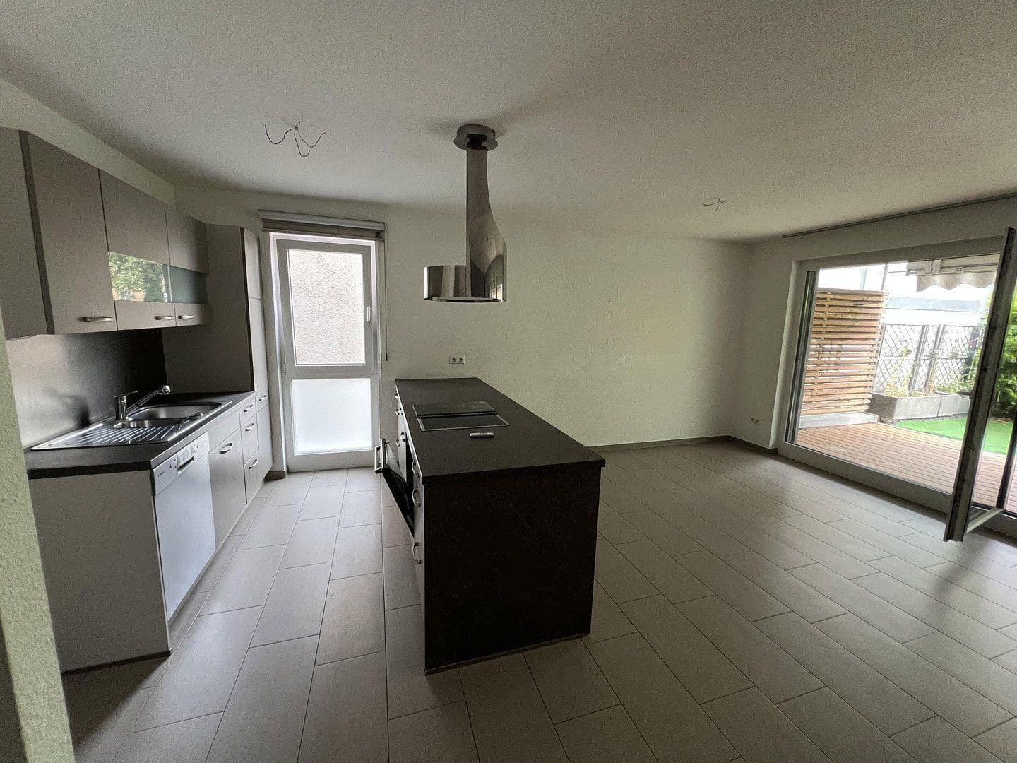 Predaj bytu 3-izbový 92 m², Cäcilienstrasse 52, Heilbronn, Bádensko-Wurttembersko Predaj bytu 3-izbový 92 m², Cäcilienstrasse 52, Heilbronn, Bádensko-Wurttembersko