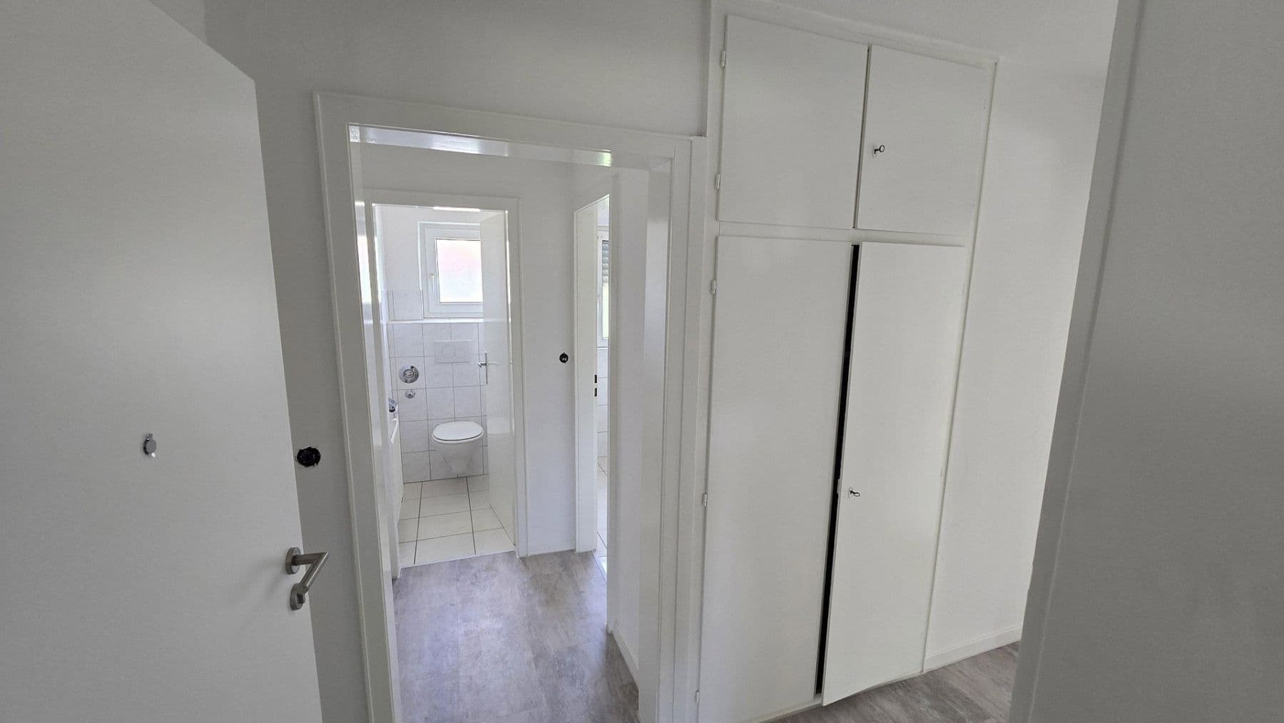 Prenájom bytu 2-izbový 48 m², Ringstr. 14, Gemmingen, Bádensko-Wurttembersko Prenájom bytu 2-izbový 48 m², Ringstr. 14, Gemmingen, Bádensko-Wurttembersko
