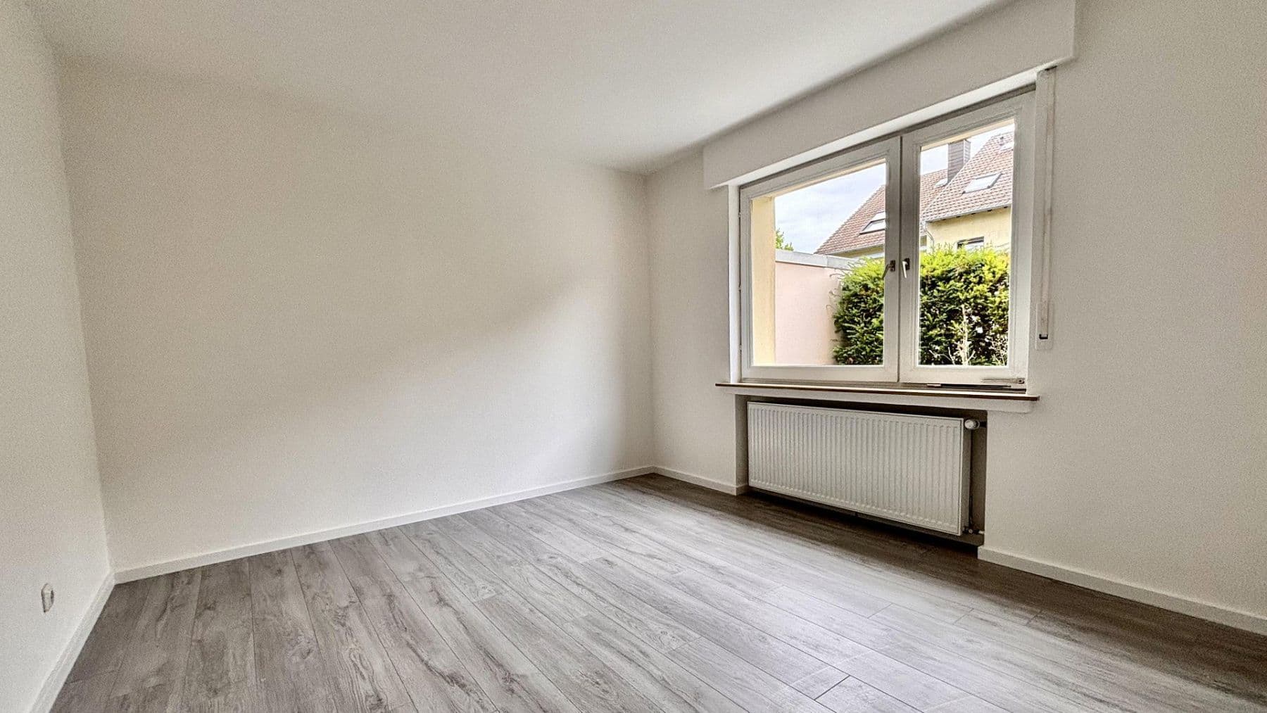 Predaj bytu 3-izbový 83 m², Dormagen, Severné Porýnie - Westfálsko Predaj bytu 3-izbový 83 m², Dormagen, Severné Porýnie - Westfálsko
