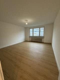 Prenájom bytu 3-izbový 64 m², Wunstorfer Landstr 56 A, Hannover, Dolné Sasko Prenájom bytu 3-izbový 64 m², Wunstorfer Landstr 56 A, Hannover, Dolné Sasko