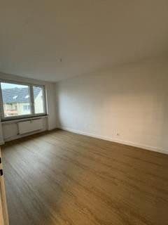 Prenájom bytu 3-izbový 64 m², Wunstorfer Landstr 56 A, Hannover, Dolné Sasko Prenájom bytu 3-izbový 64 m², Wunstorfer Landstr 56 A, Hannover, Dolné Sasko