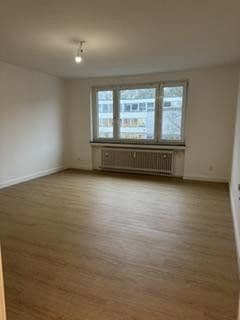 Prenájom bytu 3-izbový 64 m², Wunstorfer Landstr 56 A, Hannover, Dolné Sasko Prenájom bytu 3-izbový 64 m², Wunstorfer Landstr 56 A, Hannover, Dolné Sasko