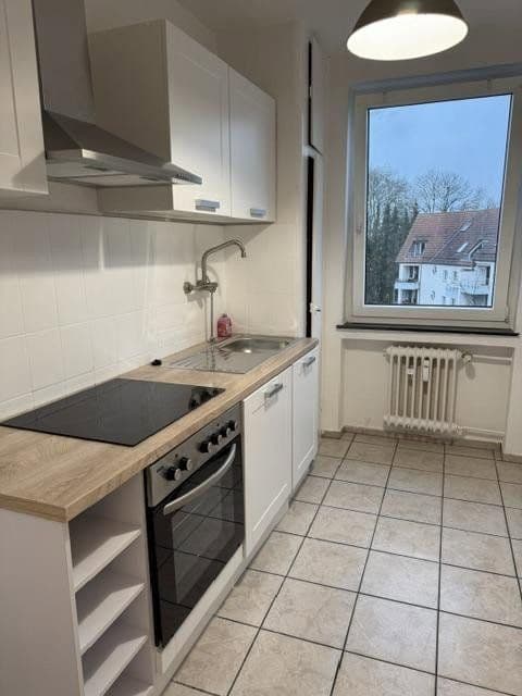 Prenájom bytu 3-izbový 64 m², Wunstorfer Landstr 56 A, Hannover, Dolné Sasko Prenájom bytu 3-izbový 64 m², Wunstorfer Landstr 56 A, Hannover, Dolné Sasko