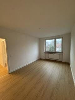 Prenájom bytu 3-izbový 64 m², Wunstorfer Landstr 56 A, Hannover, Dolné Sasko Prenájom bytu 3-izbový 64 m², Wunstorfer Landstr 56 A, Hannover, Dolné Sasko