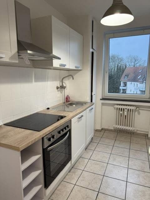 Prenájom bytu 3-izbový 64 m², Wunstorfer Landstr 56 A, Hannover, Dolné Sasko Prenájom bytu 3-izbový 64 m², Wunstorfer Landstr 56 A, Hannover, Dolné Sasko