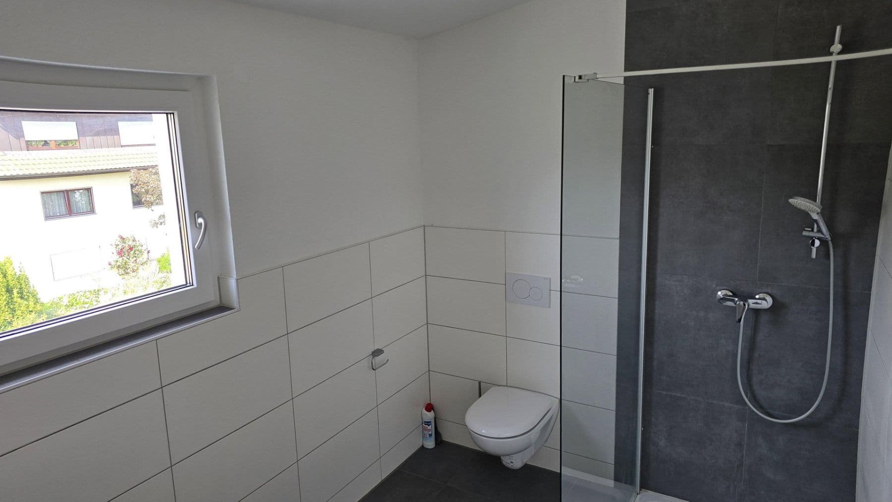 Prenájom bytu 2-izbový 62 m², Gemmingen, Bádensko-Wurttembersko Prenájom bytu 2-izbový 62 m², Gemmingen, Bádensko-Wurttembersko