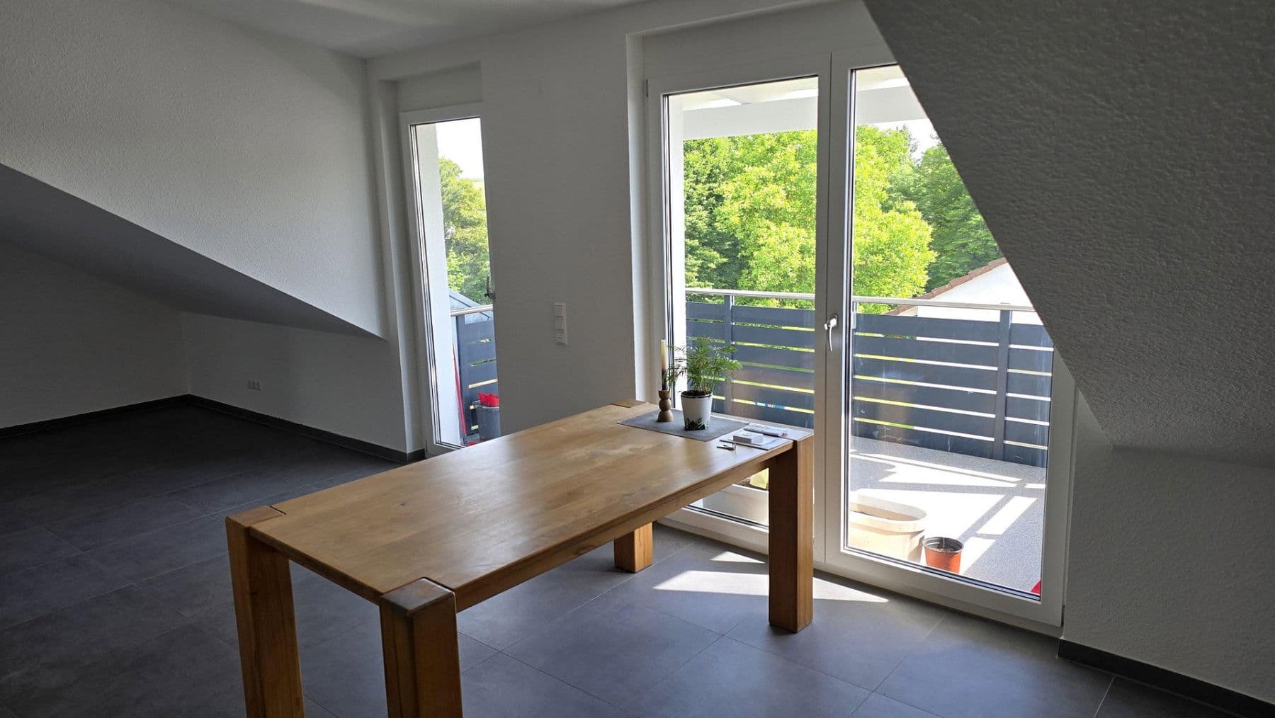 Prenájom bytu 2-izbový 62 m², Gemmingen, Bádensko-Wurttembersko Prenájom bytu 2-izbový 62 m², Gemmingen, Bádensko-Wurttembersko