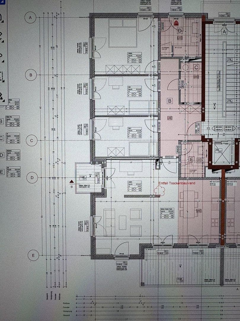 Prenájom bytu 4-izbový 128 m², Otto-Wilhelm-Scharenberg-Bogen 5, Leipzig, Sasko Prenájom bytu 4-izbový 128 m², Otto-Wilhelm-Scharenberg-Bogen 5, Leipzig, Sasko