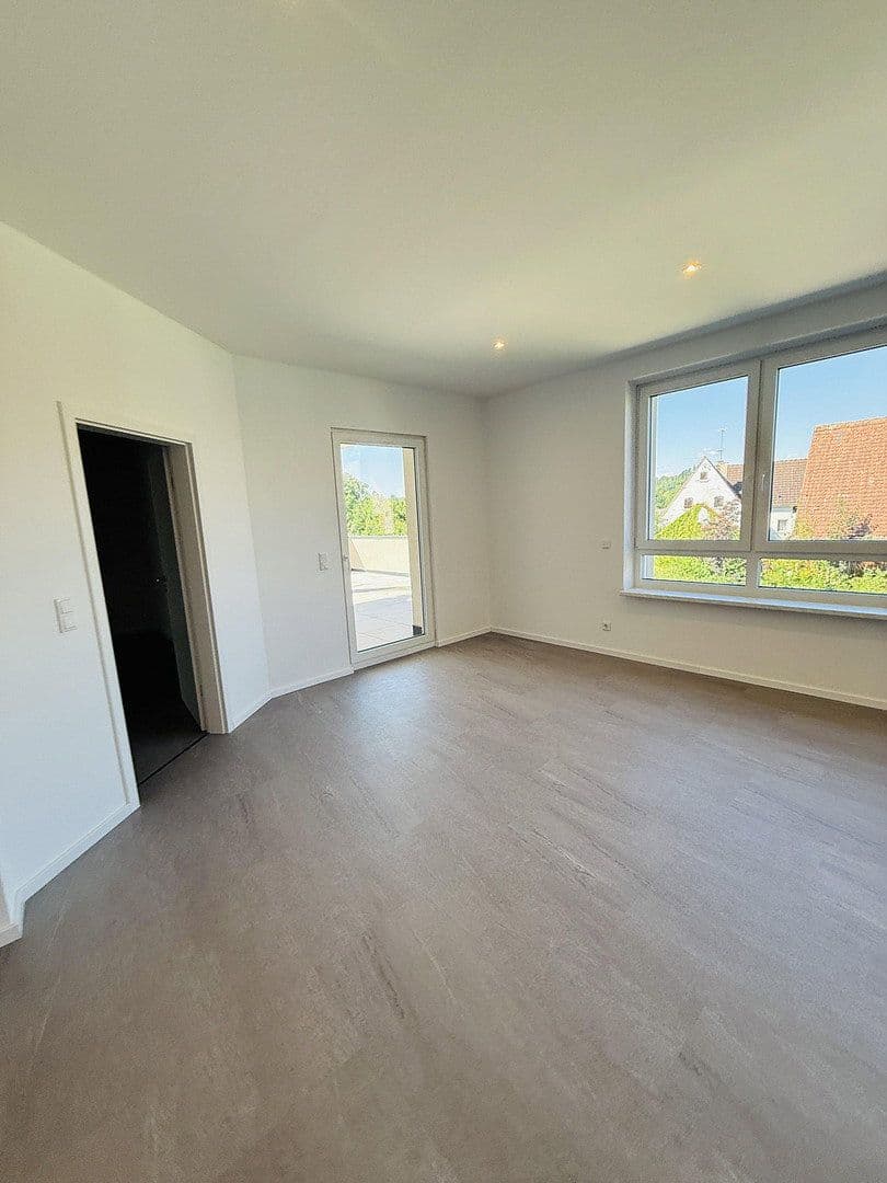 Prenájom bytu 2-izbový 119 m², Windsbach, Bavorsko Prenájom bytu 2-izbový 119 m², Windsbach, Bavorsko