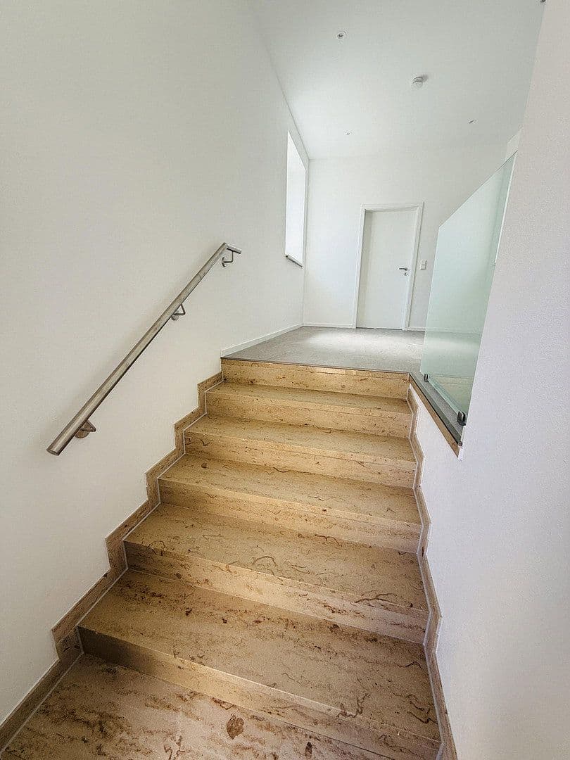Prenájom bytu 2-izbový 119 m², Windsbach, Bavorsko Prenájom bytu 2-izbový 119 m², Windsbach, Bavorsko
