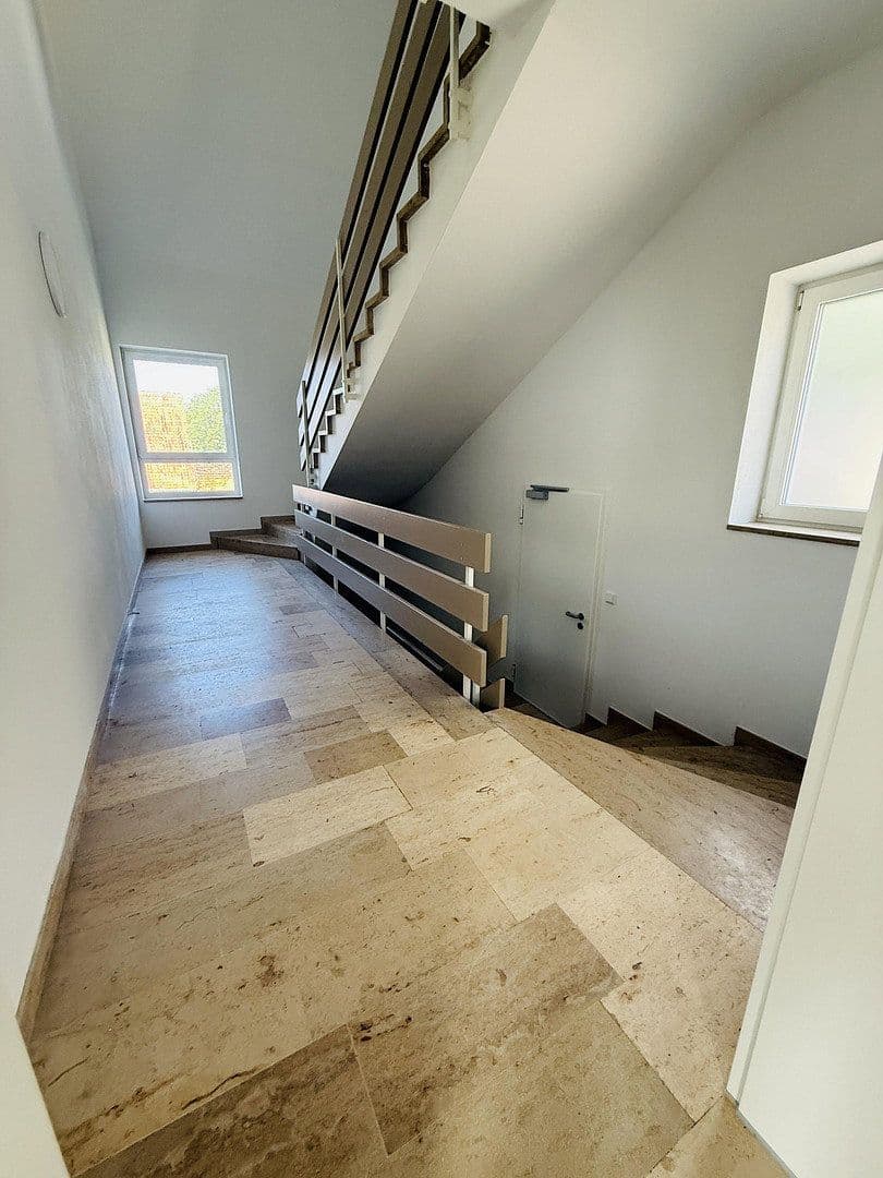Prenájom bytu 2-izbový 119 m², Windsbach, Bavorsko Prenájom bytu 2-izbový 119 m², Windsbach, Bavorsko