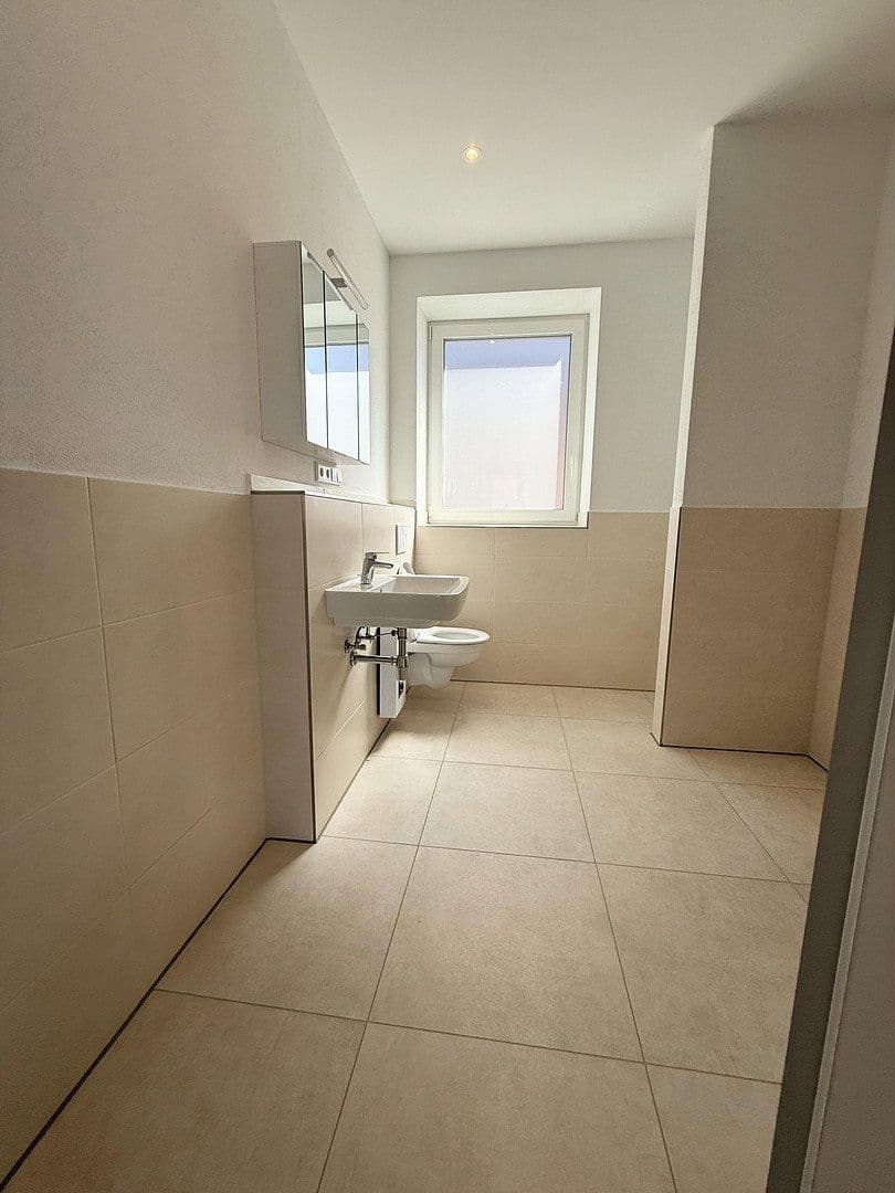 Prenájom bytu 2-izbový 119 m², Windsbach, Bavorsko Prenájom bytu 2-izbový 119 m², Windsbach, Bavorsko