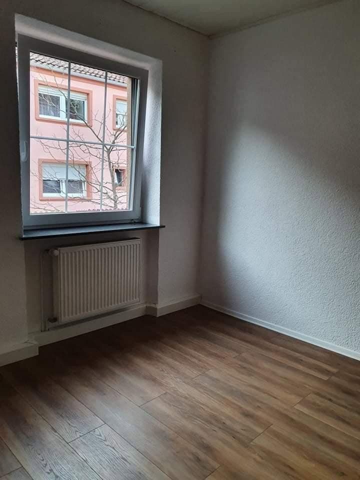 Prenájom domu 149 m², pozemok 175 m², Blieskasteler Straße 27, Sankt Ingbert, Sársko Prenájom domu 149 m², pozemok 175 m², Blieskasteler Straße 27, Sankt Ingbert, Sársko