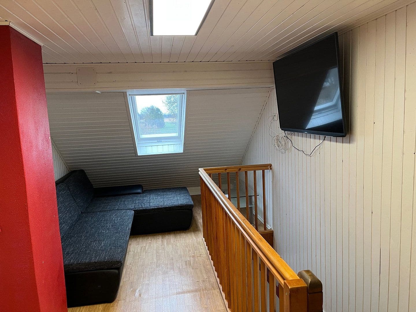 Prenájom domu 165 m², pozemok 1.450 m², Birkenstr. 2A, Eittingermoos, Bavorsko Prenájom domu 165 m², pozemok 1.450 m², Birkenstr. 2A, Eittingermoos, Bavorsko