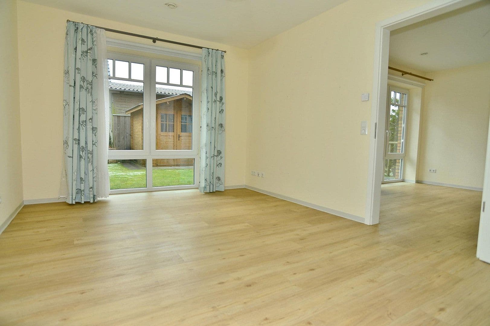 Prenájom domu 63 m², pozemok 150 m², Rosenhof 2, Busdorf, Šlezvicko-Holštajnsko Prenájom domu 63 m², pozemok 150 m², Rosenhof 2, Busdorf, Šlezvicko-Holštajnsko