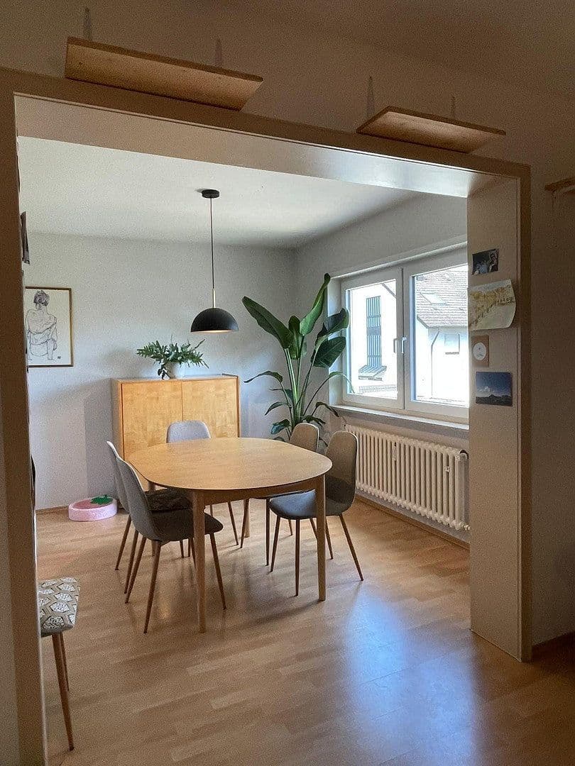 Prenájom bytu 4-izbový 85 m², Schifferstadt, Porýnie-Falcko Prenájom bytu 4-izbový 85 m², Schifferstadt, Porýnie-Falcko