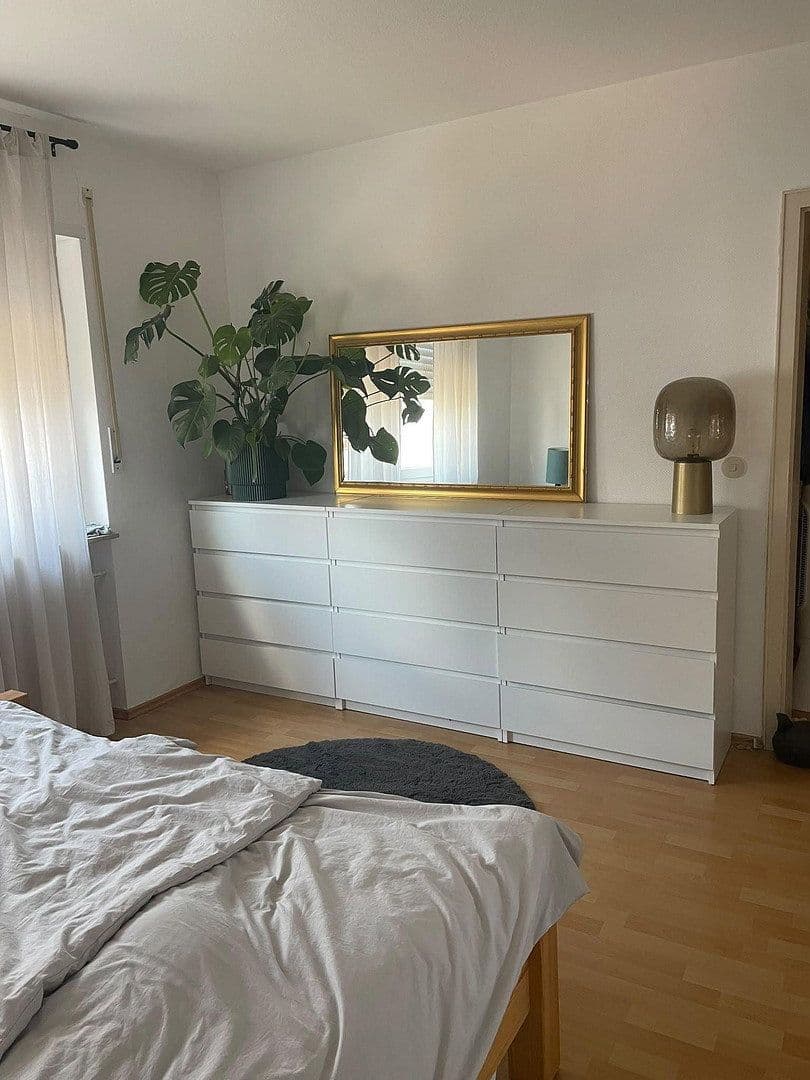 Prenájom bytu 4-izbový 85 m², Schifferstadt, Porýnie-Falcko Prenájom bytu 4-izbový 85 m², Schifferstadt, Porýnie-Falcko