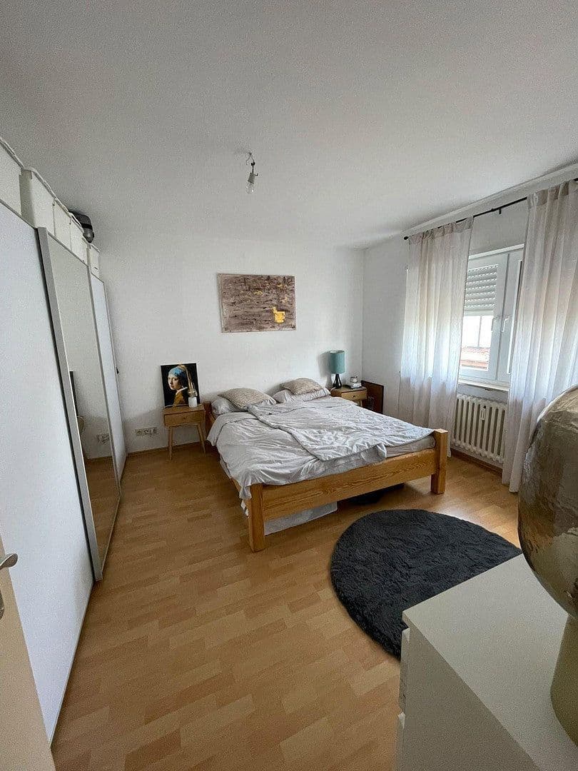 Prenájom bytu 4-izbový 85 m², Schifferstadt, Porýnie-Falcko Prenájom bytu 4-izbový 85 m², Schifferstadt, Porýnie-Falcko