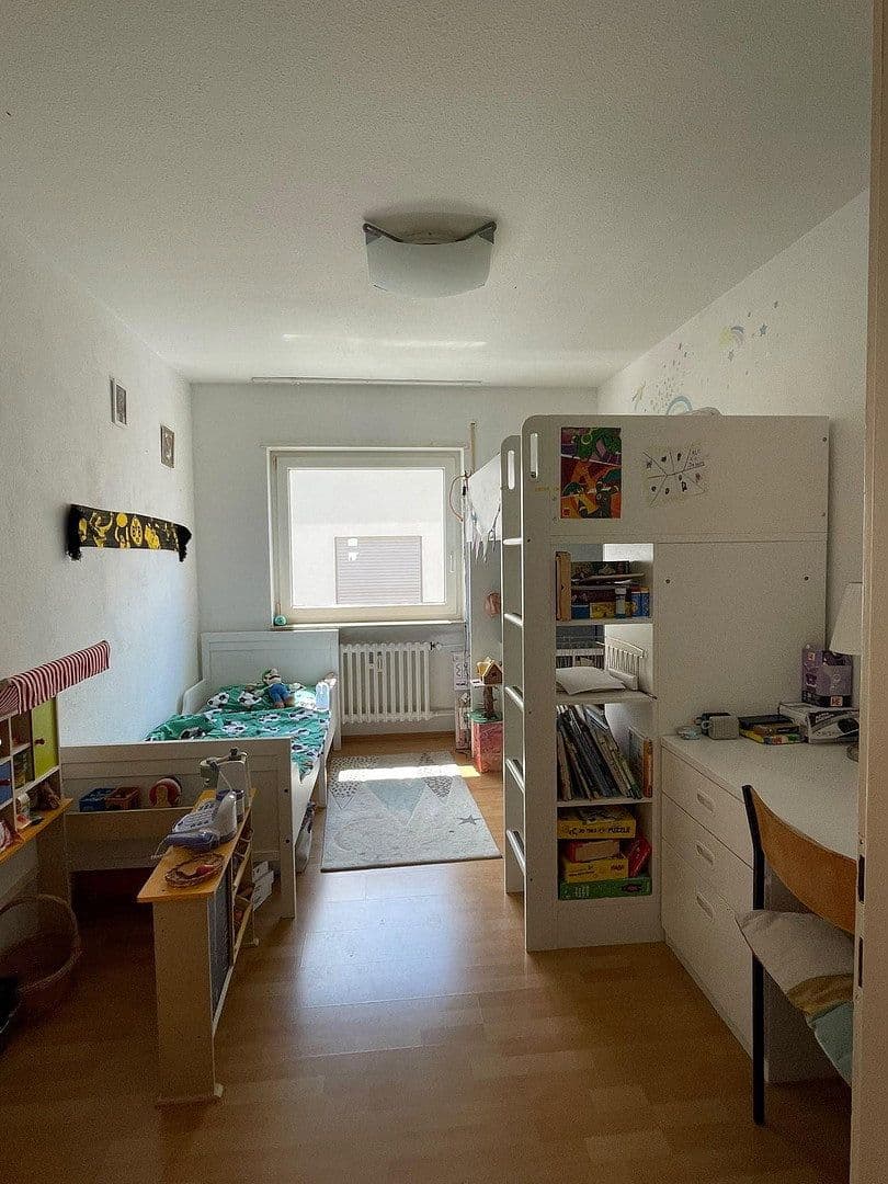 Prenájom bytu 4-izbový 85 m², Schifferstadt, Porýnie-Falcko Prenájom bytu 4-izbový 85 m², Schifferstadt, Porýnie-Falcko