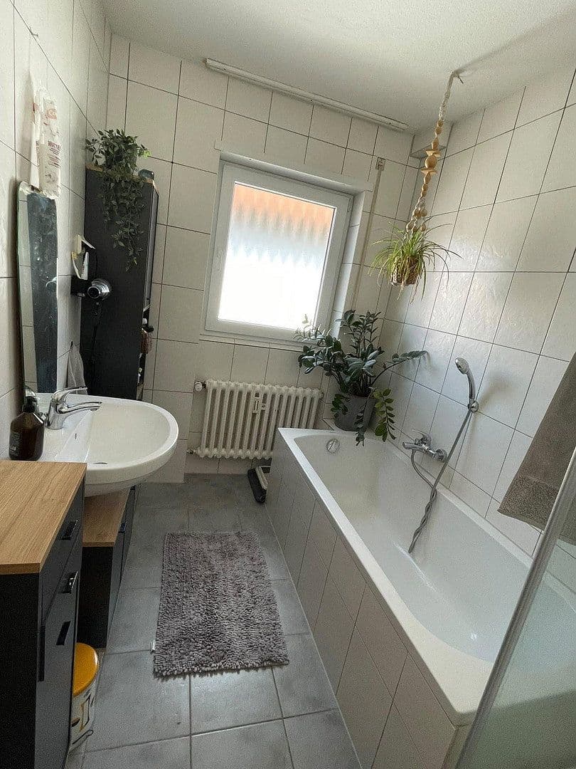 Prenájom bytu 4-izbový 85 m², Schifferstadt, Porýnie-Falcko Prenájom bytu 4-izbový 85 m², Schifferstadt, Porýnie-Falcko