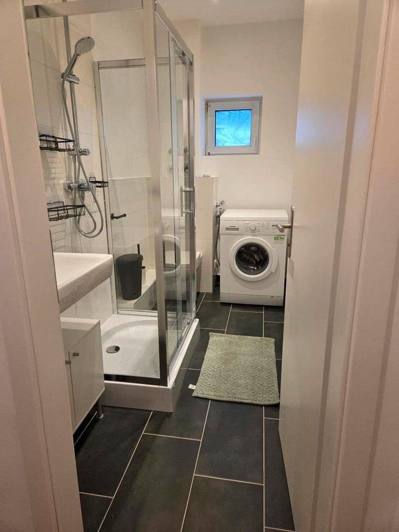 Prenájom bytu 3-izbový 70 m², Fennstr. 28, Berlin, Berlín Prenájom bytu 3-izbový 70 m², Fennstr. 28, Berlin, Berlín