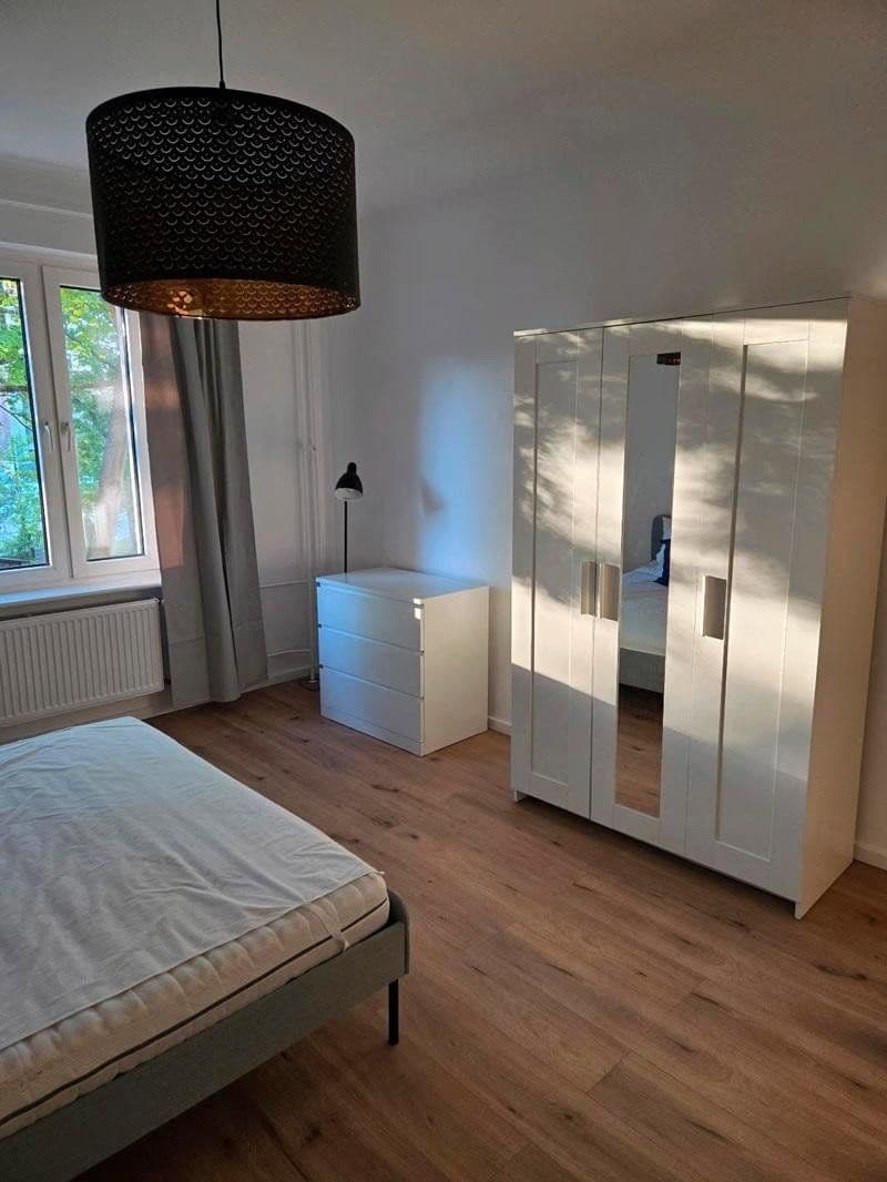 Prenájom bytu 3-izbový 70 m², Fennstr. 28, Berlin, Berlín Prenájom bytu 3-izbový 70 m², Fennstr. 28, Berlin, Berlín