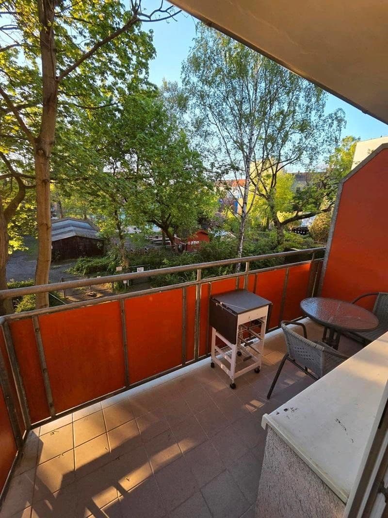 Prenájom bytu 3-izbový 70 m², Fennstr. 28, Berlin, Berlín Prenájom bytu 3-izbový 70 m², Fennstr. 28, Berlin, Berlín