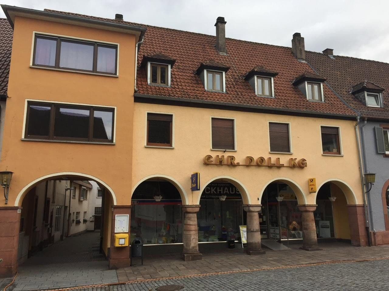 Prenájom bytu 2-izbový 80 m², Hauptstr.17, Annweiler am Trifels, Porýnie-Falcko Prenájom bytu 2-izbový 80 m², Hauptstr.17, Annweiler am Trifels, Porýnie-Falcko
