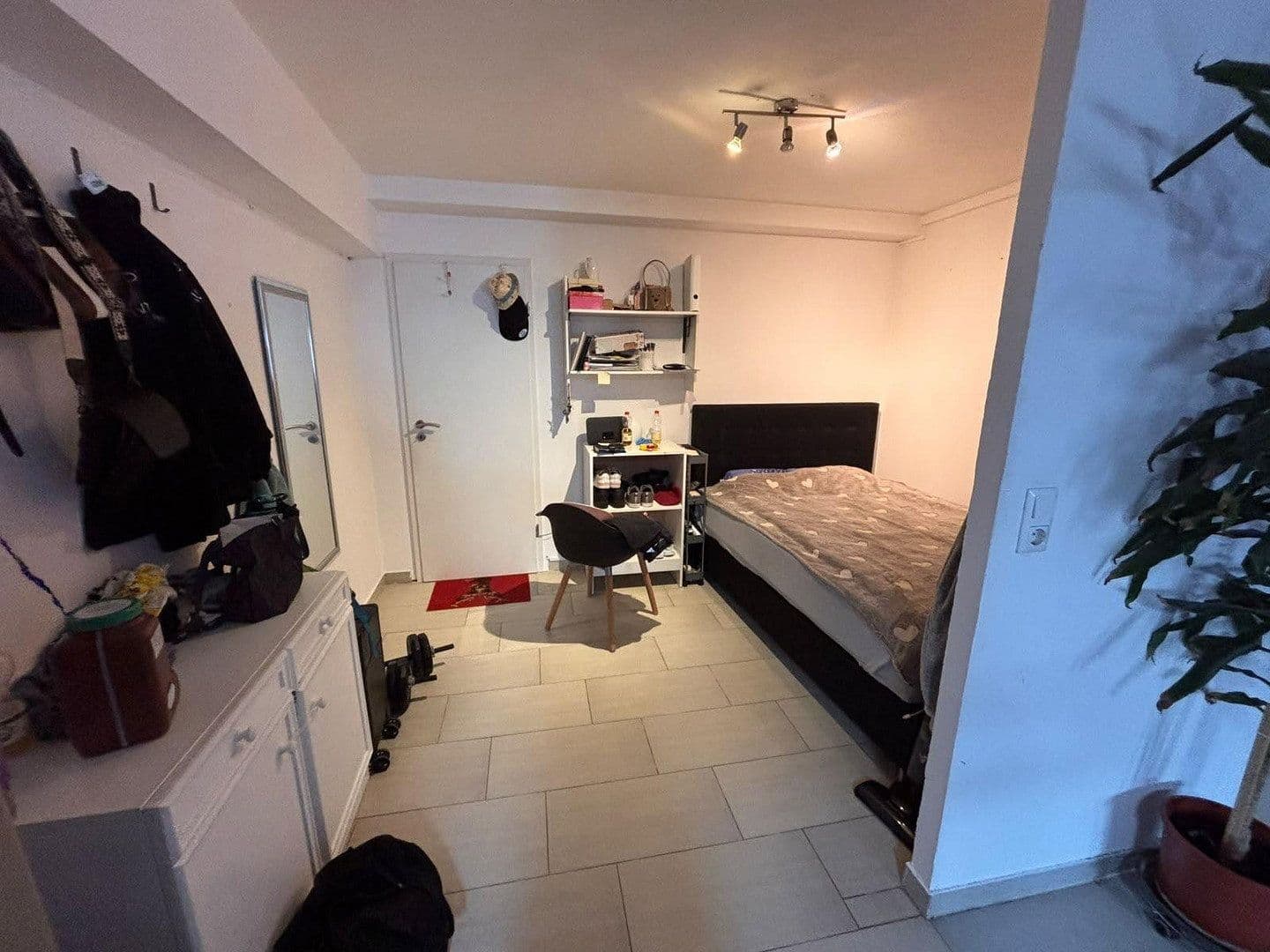 Prenájom bytu 2-izbový 80 m², Hauptstr.17, Annweiler am Trifels, Porýnie-Falcko Prenájom bytu 2-izbový 80 m², Hauptstr.17, Annweiler am Trifels, Porýnie-Falcko