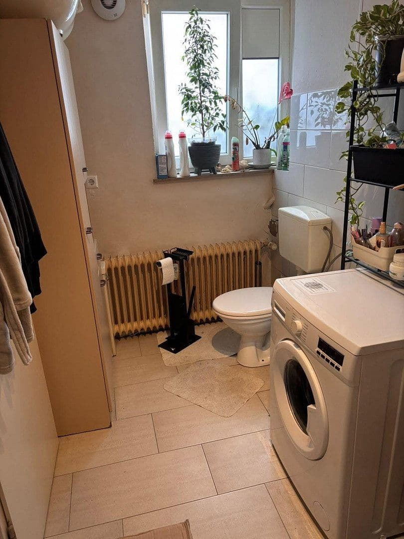 Prenájom bytu 2-izbový 80 m², Hauptstr.17, Annweiler am Trifels, Porýnie-Falcko Prenájom bytu 2-izbový 80 m², Hauptstr.17, Annweiler am Trifels, Porýnie-Falcko