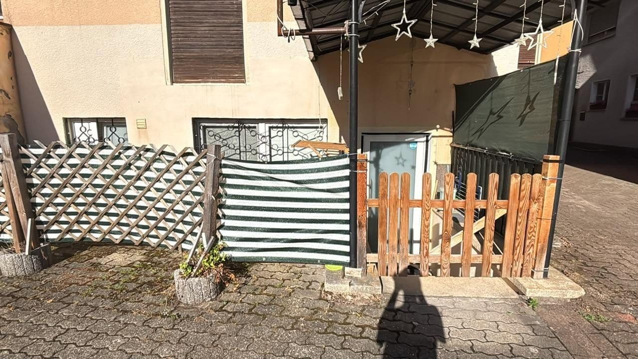 Prenájom bytu 2-izbový 80 m², Hauptstr.17, Annweiler am Trifels, Porýnie-Falcko Prenájom bytu 2-izbový 80 m², Hauptstr.17, Annweiler am Trifels, Porýnie-Falcko