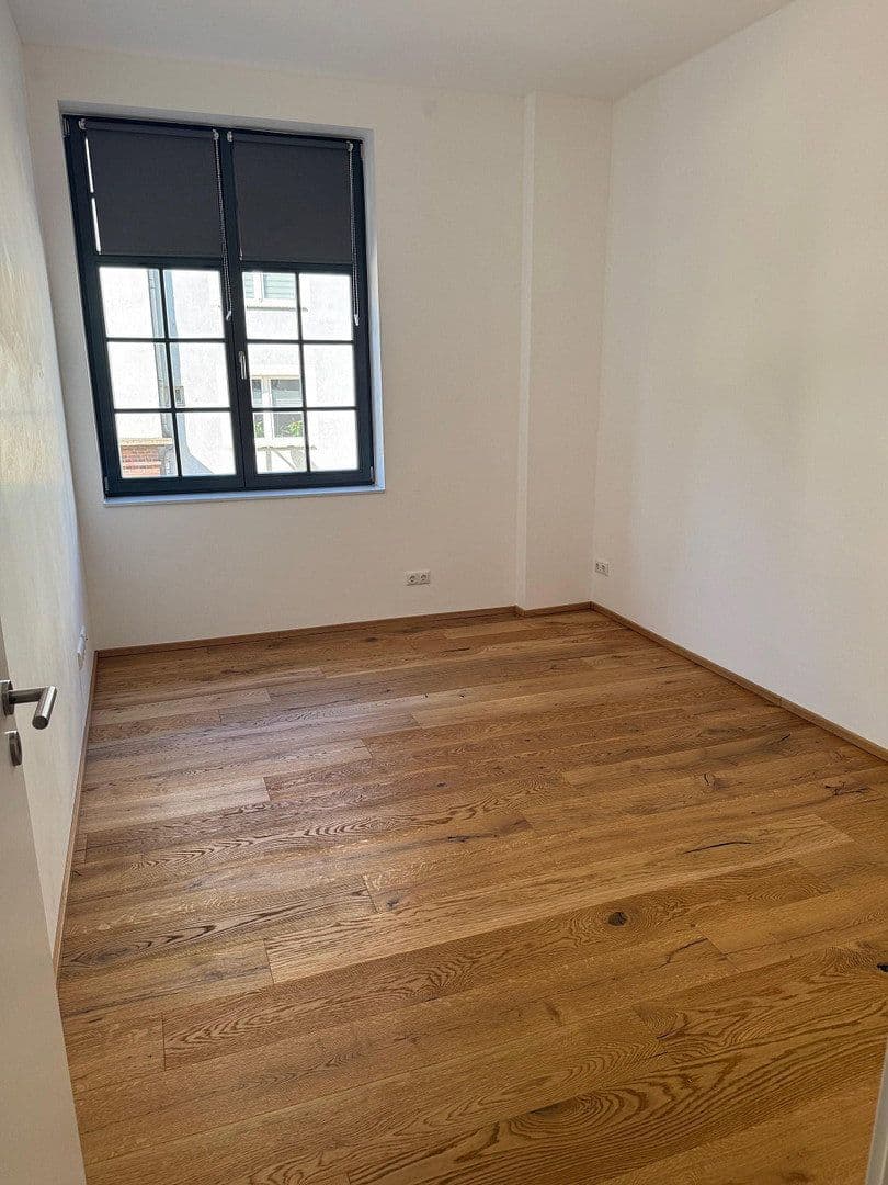 Prenájom bytu 3-izbový 86 m², Rosa-Luxemburg-Str. 32b, Apolda, Durínsko Prenájom bytu 3-izbový 86 m², Rosa-Luxemburg-Str. 32b, Apolda, Durínsko