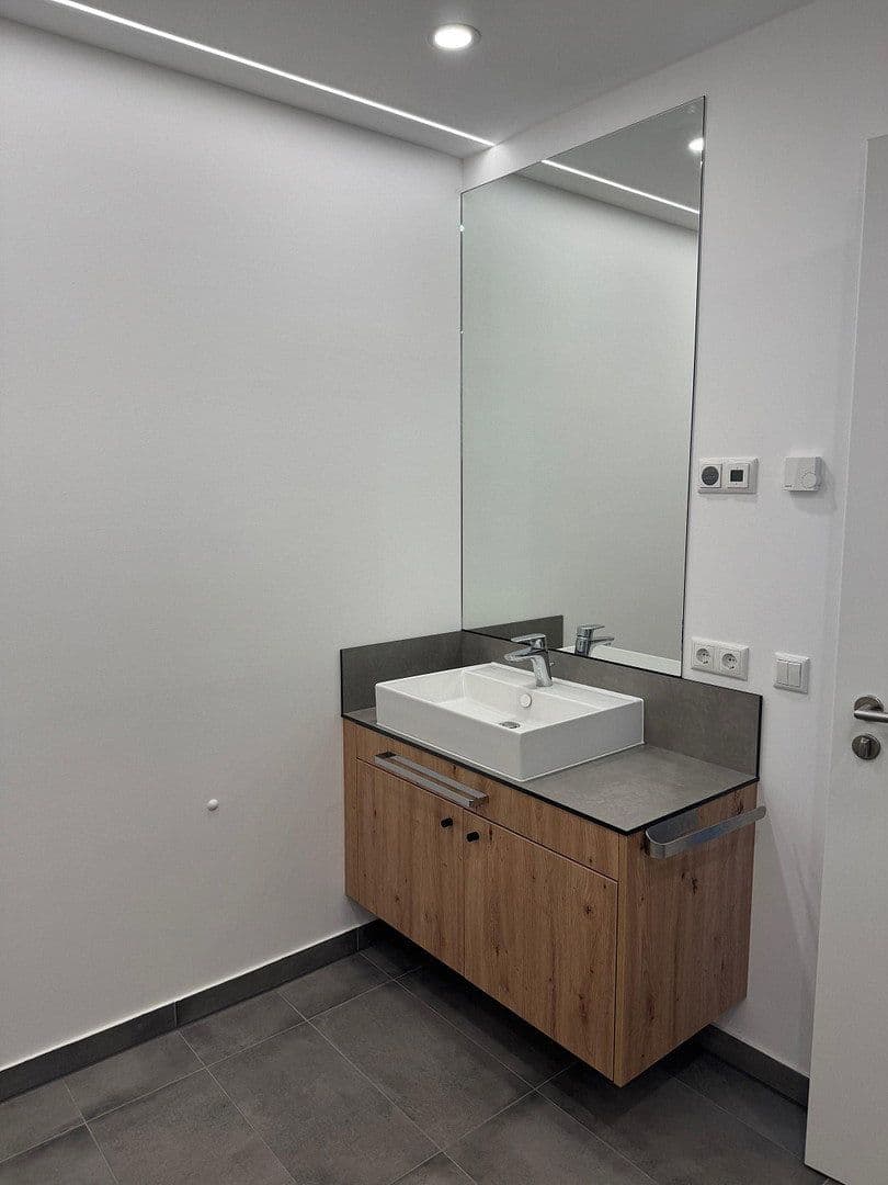 Prenájom bytu 3-izbový 86 m², Rosa-Luxemburg-Str. 32b, Apolda, Durínsko Prenájom bytu 3-izbový 86 m², Rosa-Luxemburg-Str. 32b, Apolda, Durínsko