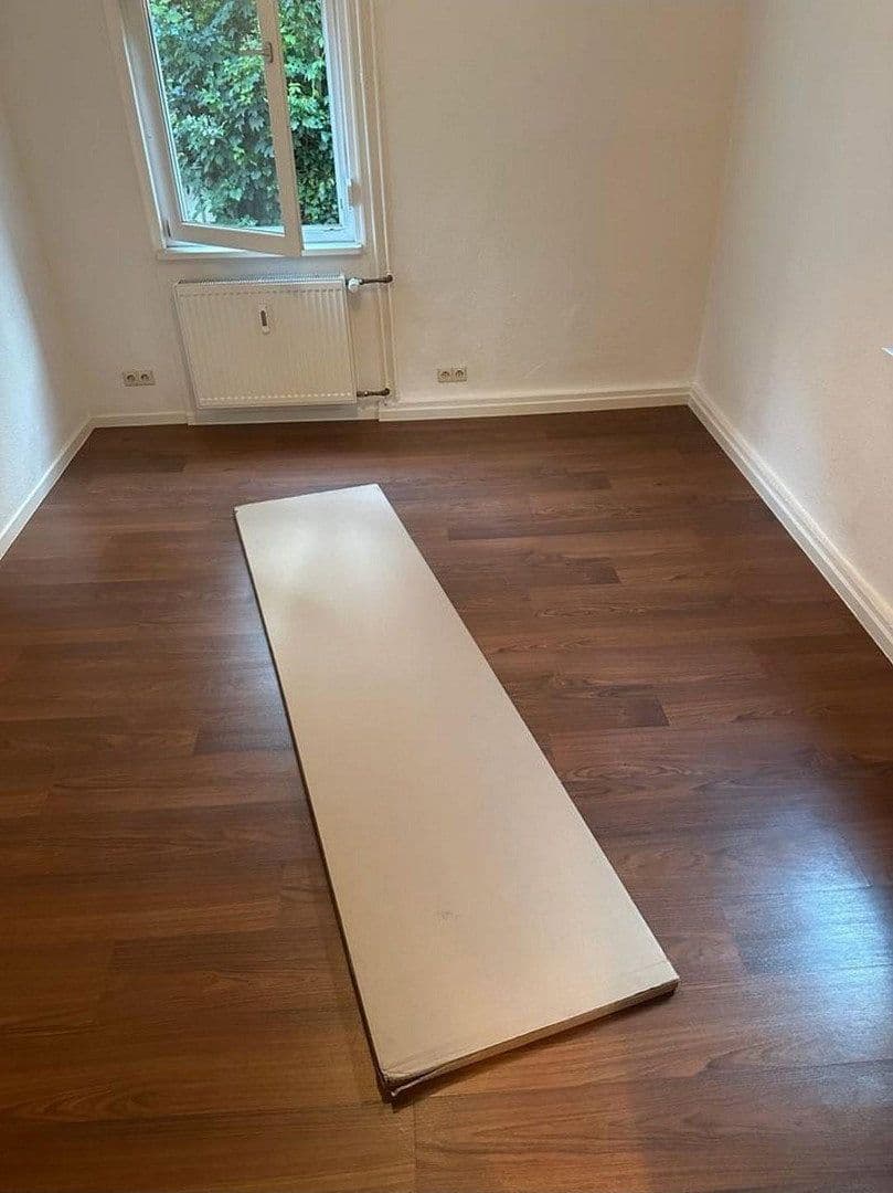 Prenájom bytu 2-izbový 55 m², Esslingen am Neckar, Bádensko-Wurttembersko Prenájom bytu 2-izbový 55 m², Esslingen am Neckar, Bádensko-Wurttembersko