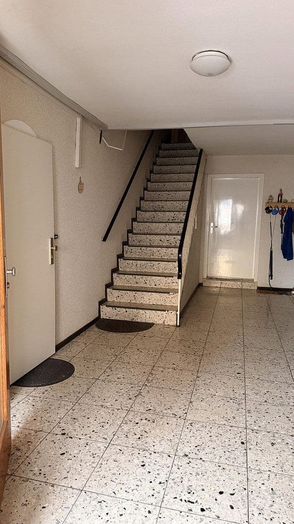 Prenájom bytu 2-izbový 62 m², Untere Grabenstr. 8, Weilheim an der Teck, Bádensko-Wurttembersko Prenájom bytu 2-izbový 62 m², Untere Grabenstr. 8, Weilheim an der Teck, Bádensko-Wurttembersko