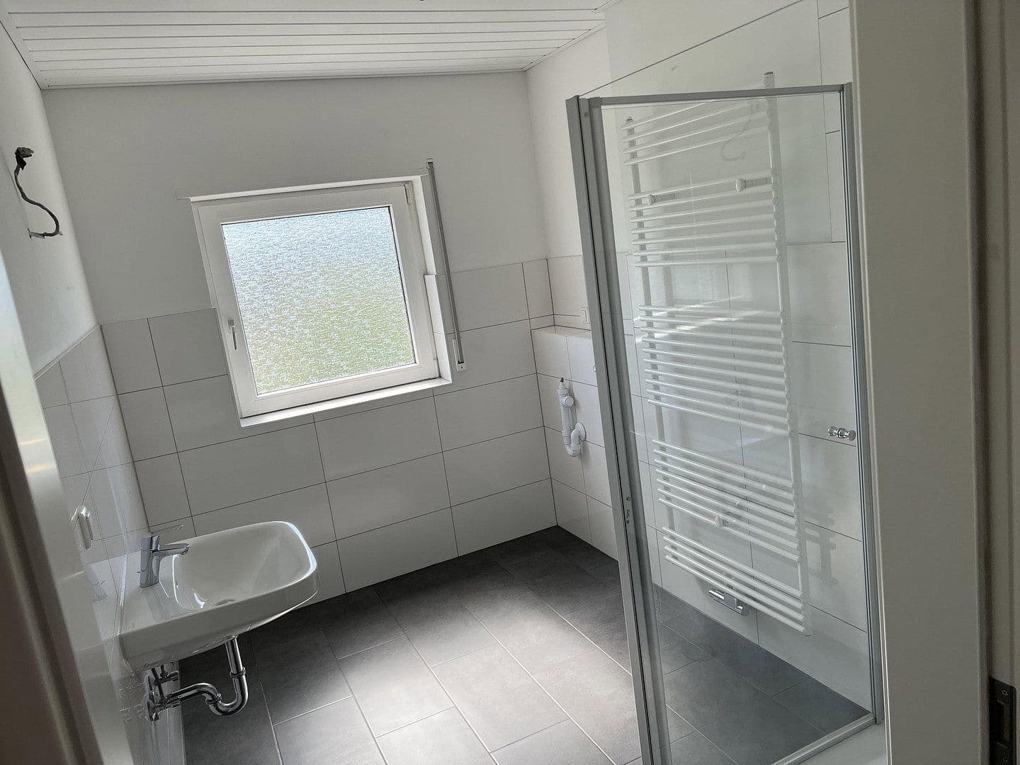 Prenájom bytu 3-izbový 95 m², Brühl, Bádensko-Wurttembersko Prenájom bytu 3-izbový 95 m², Brühl, Bádensko-Wurttembersko