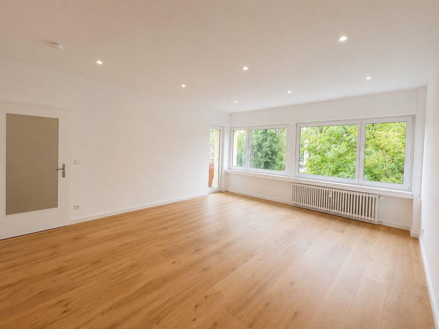 Predaj bytu 4-izbový 90 m², Kopernikusstr. 5, Berlin, Berlín Predaj bytu 4-izbový 90 m², Kopernikusstr. 5, Berlin, Berlín